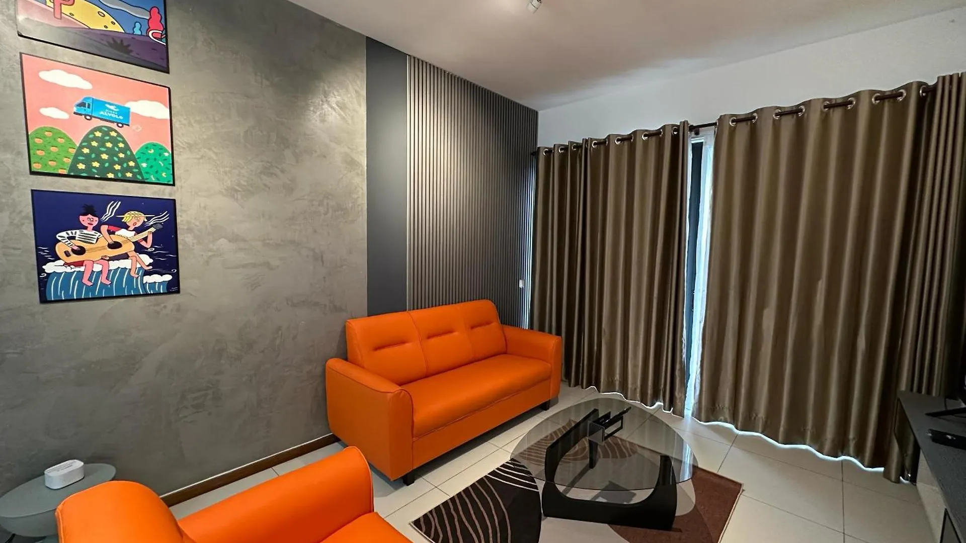 New 4Queen Bed 3 Room 2Cp Near Gurney With Tvbox And Ktv Set Tanjung Tokong