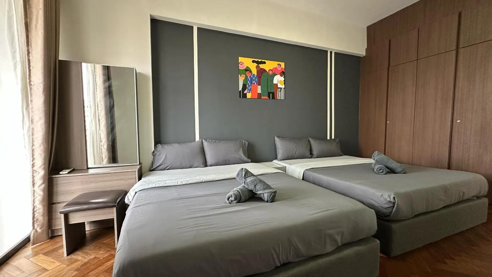 Apartment New 4Queen Bed 3 Room 2Cp Near Gurney With Tvbox And Ktv Set Tanjung Tokong Malaysia